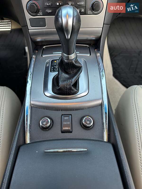 Седан Infiniti G25 2012 в Києві