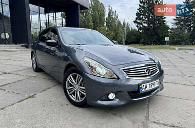 Седан Infiniti G25 2011 в Киеве