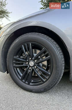 Седан Infiniti G25 2011 в 