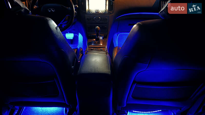 Седан Infiniti G25 2010 в Запоріжжі