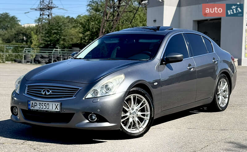 Седан Infiniti G25 2010 в Запорожье