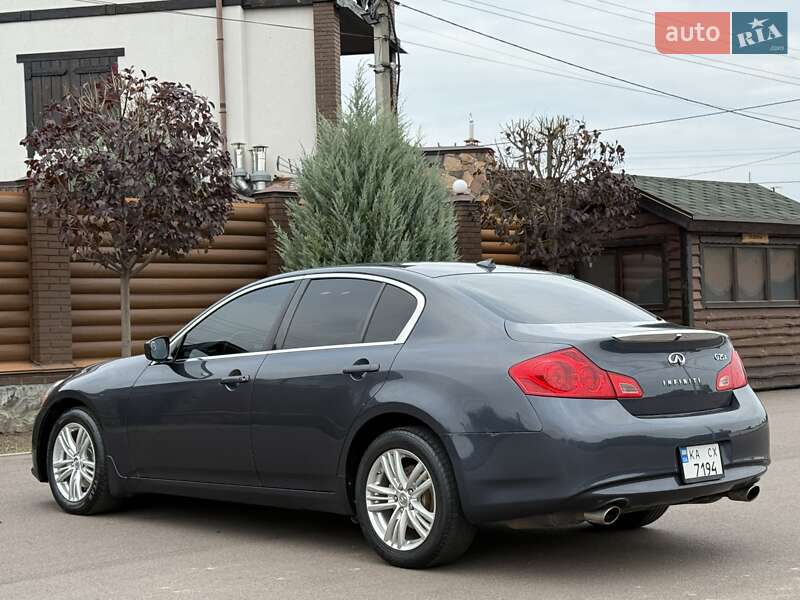 Седан Infiniti G25 2011 в Києві