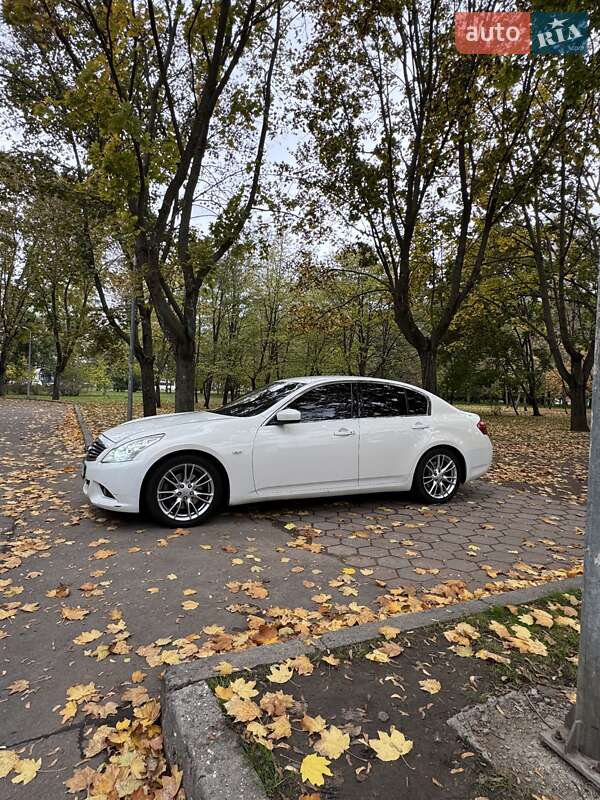 Infiniti G25 2011 Infiniti G25 2011