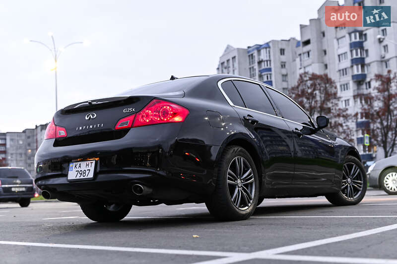 Седан Infiniti G25 2012 в Чернигове фото 18 Седан Infiniti G25 2012 в Чернигове