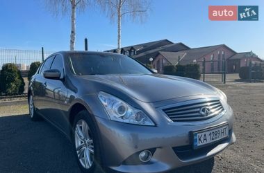 Седан Infiniti G25 2011 в Киеве