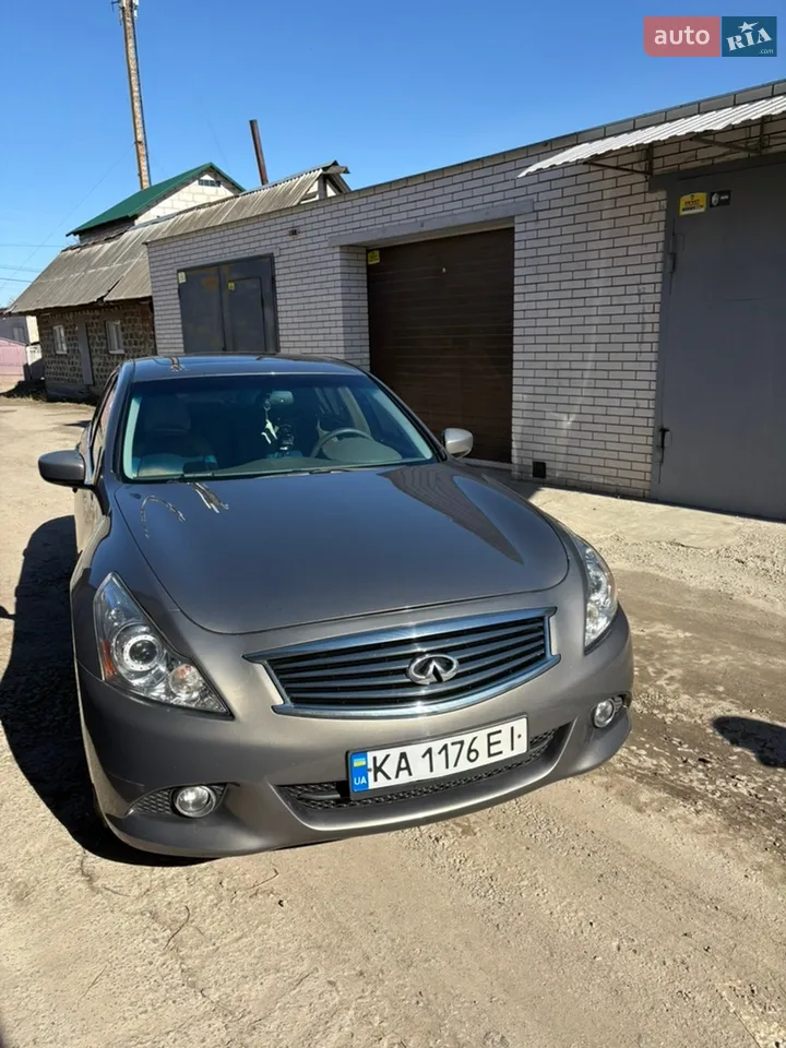 2010 Infiniti G - мініатюра 15