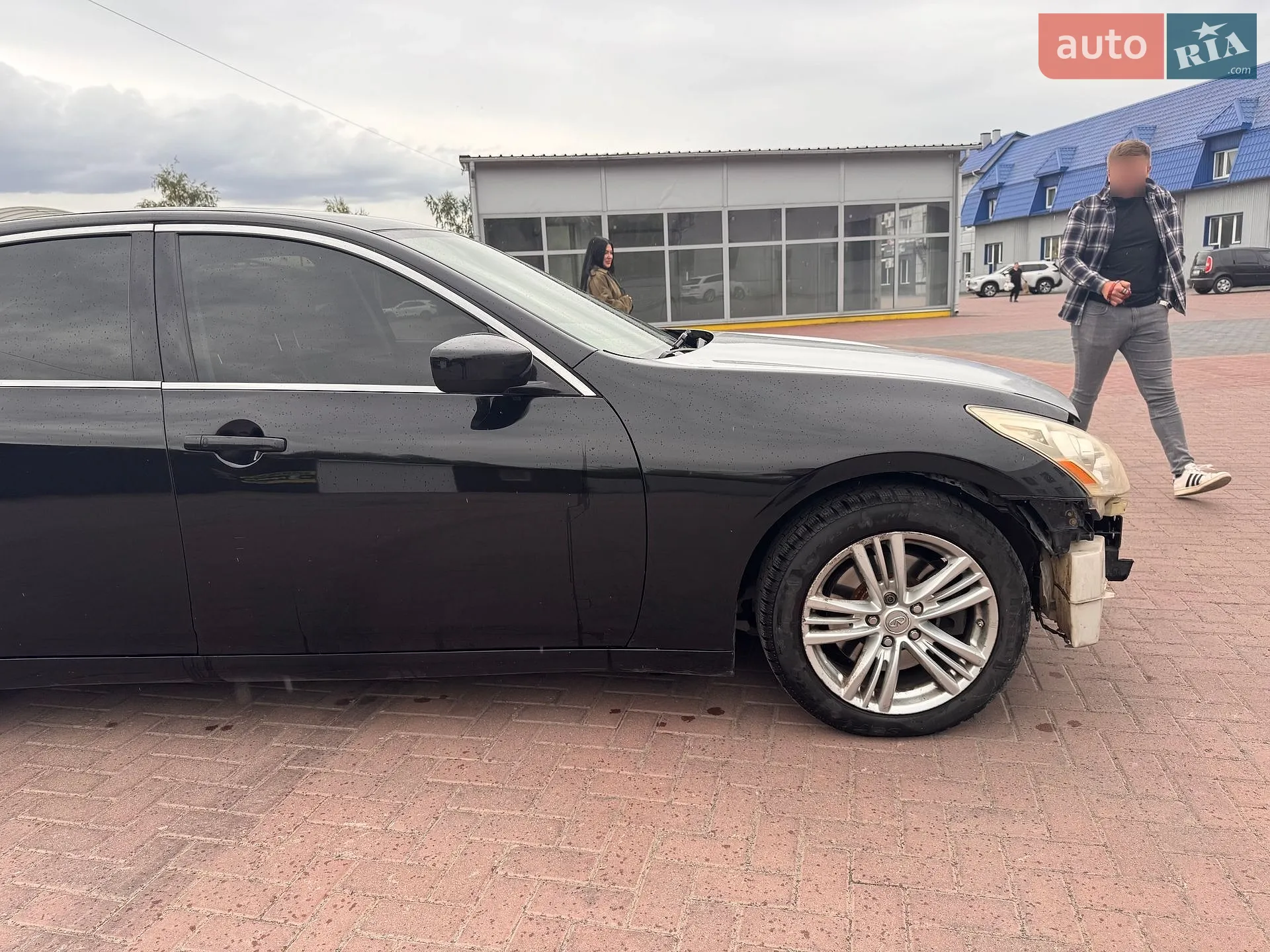 2011 Infiniti G - мініатюра 4