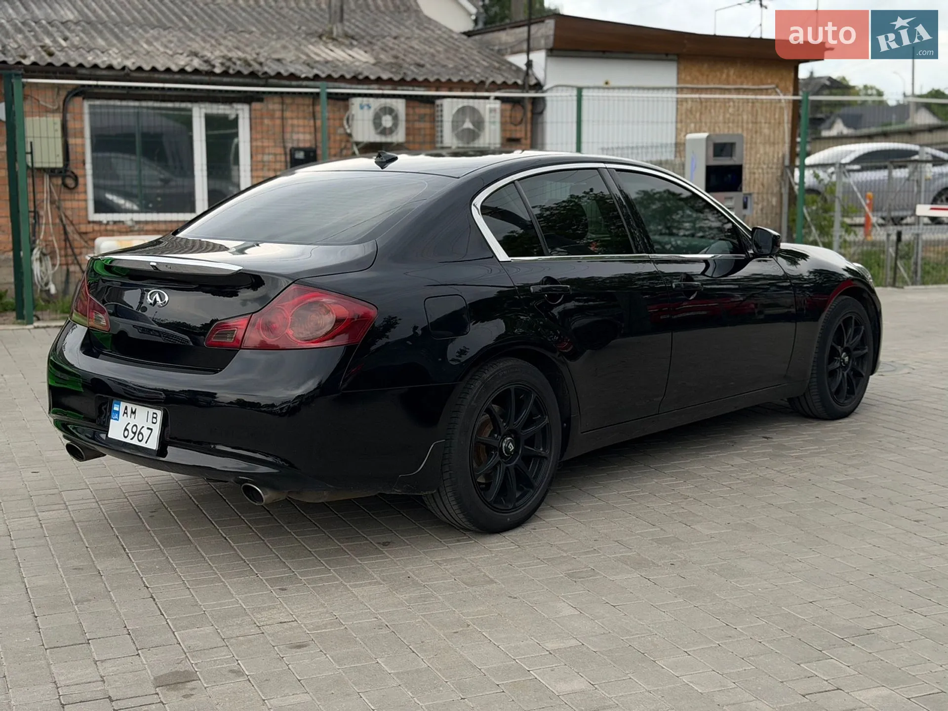 2010 Infiniti G - мініатюра 3
