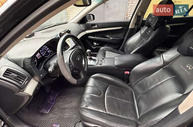 Седан Infiniti G35 2006 в 