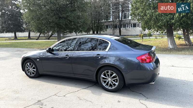 Седан Infiniti G35 2008 в Києві