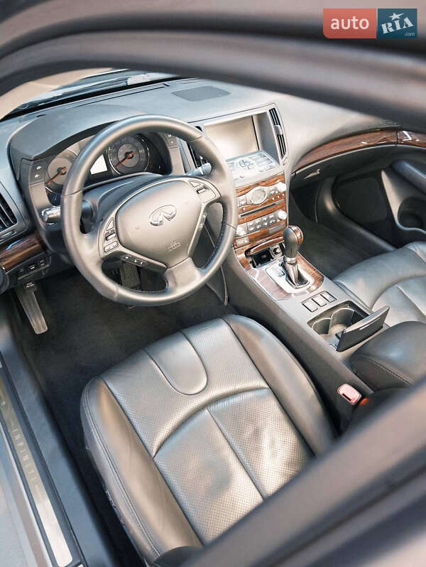 Седан Infiniti G35 2007 в Киеве