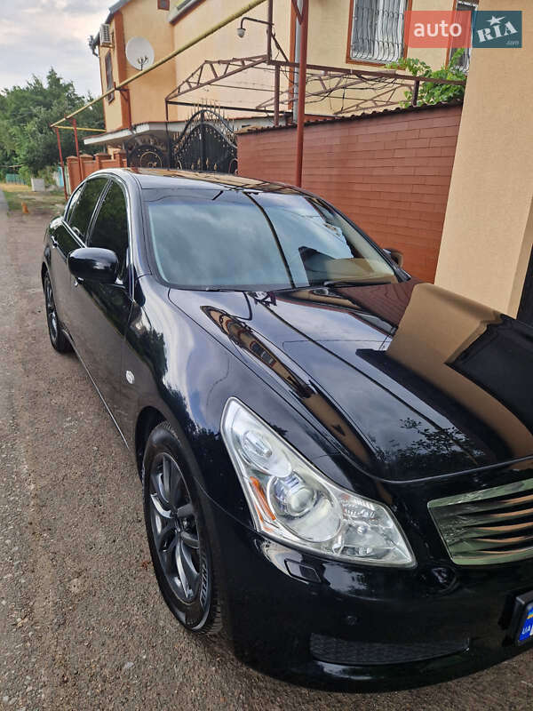 Infiniti G35 2008