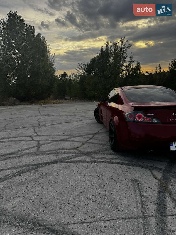 Купе Infiniti G35 2005 в Одессе