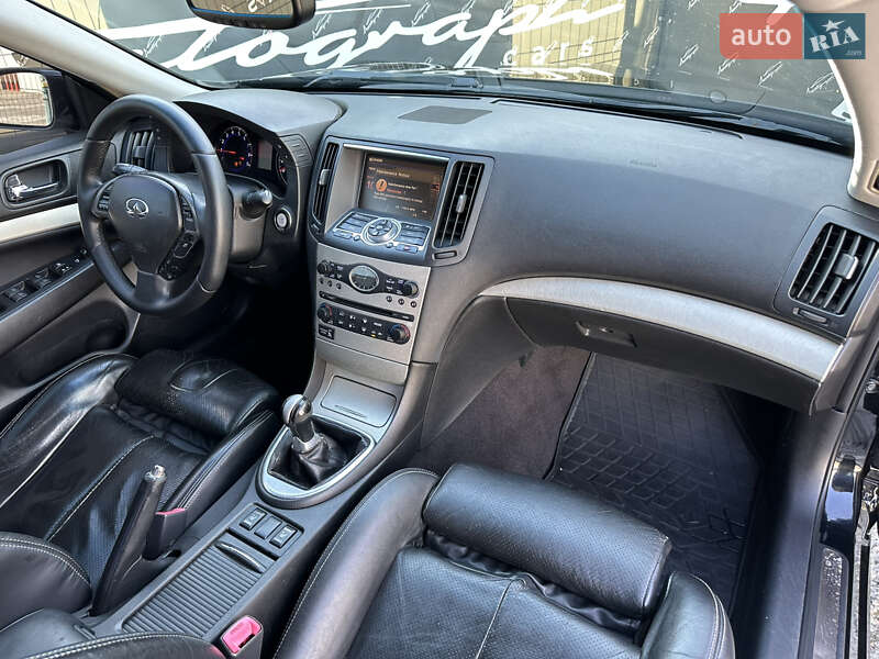 Седан Infiniti G35 2008 в Киеве