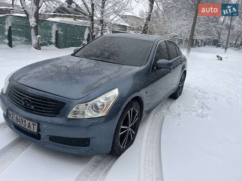 Седан Infiniti G35 2008 в Дніпрі