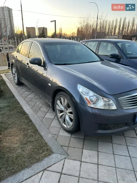 Infiniti G35 2008