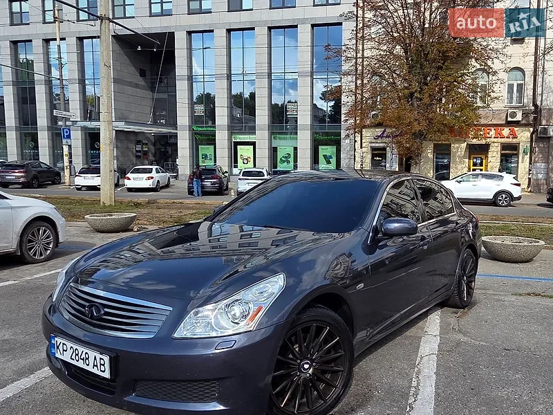 Infiniti G35 2008