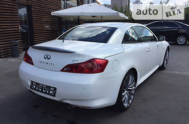 Кабриолет Infiniti G37 2013 в Киеве