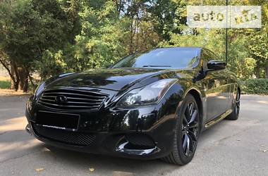 Купе Infiniti G37 2008 в Киеве