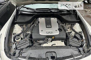 Седан Infiniti G37 2013 в 