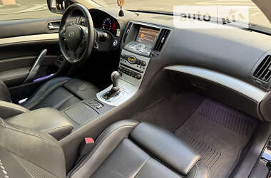 Купе Infiniti G37 2008 в Киеве