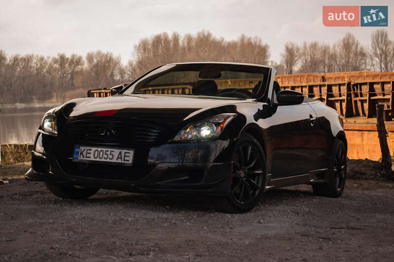 Кабріолет Infiniti G37 2013 в Кам'янському