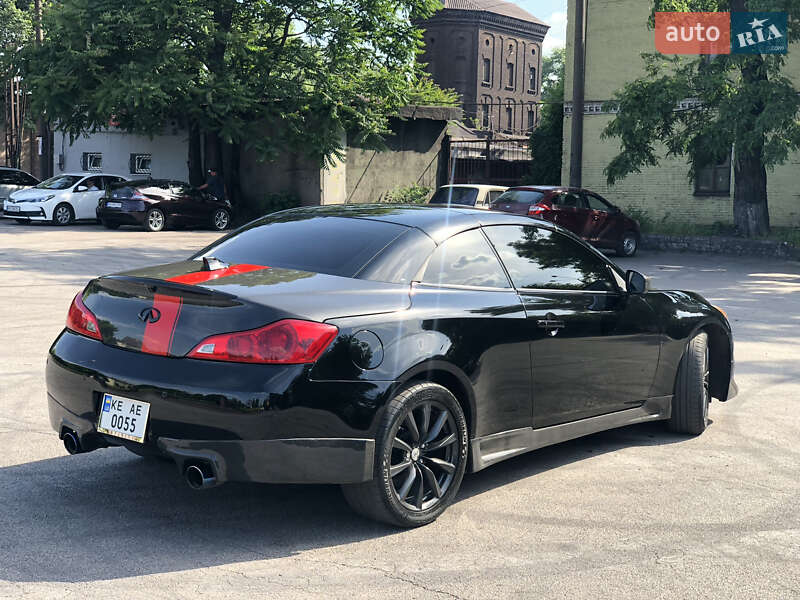 Кабріолет Infiniti G37 2013 в Кам'янському