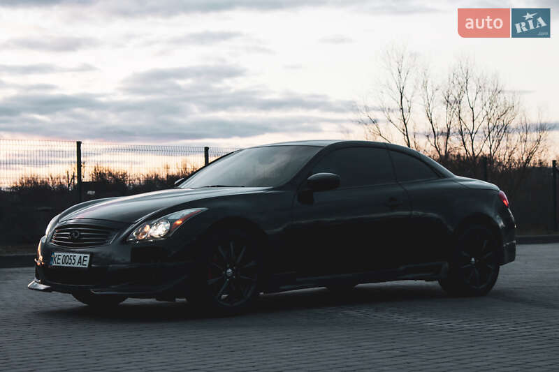 Кабріолет Infiniti G37 2013 в Кам'янському