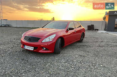 Седан Infiniti G37 2012 в Луцке