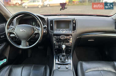 Седан Infiniti G37 2012 в Луцке