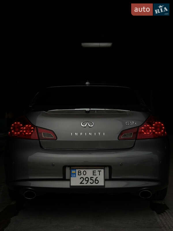 Седан Infiniti G37 2013 в Тернополе
