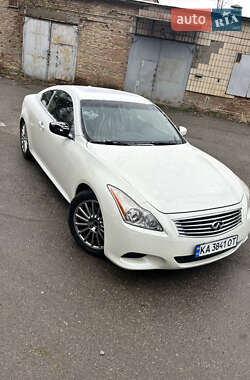 Купе Infiniti G37 2008 в Києві