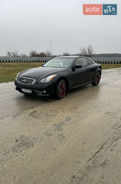 Infiniti G37 2012