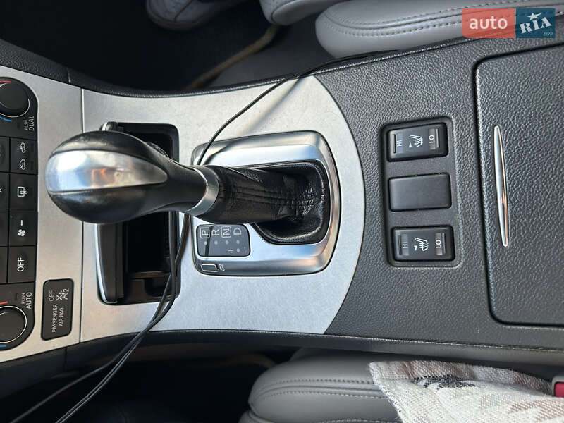 Купе Infiniti G37 2007 в Києві