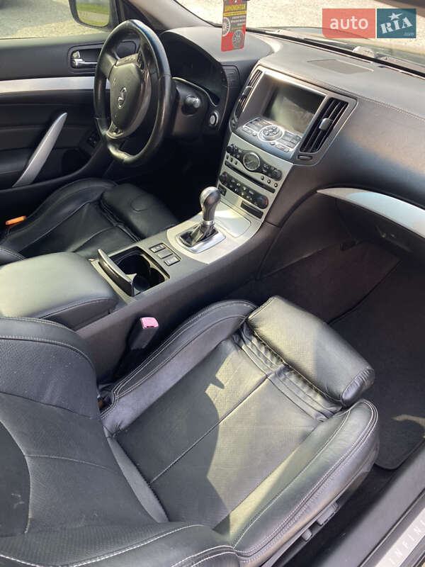 Купе Infiniti G37 2007 в Харькове