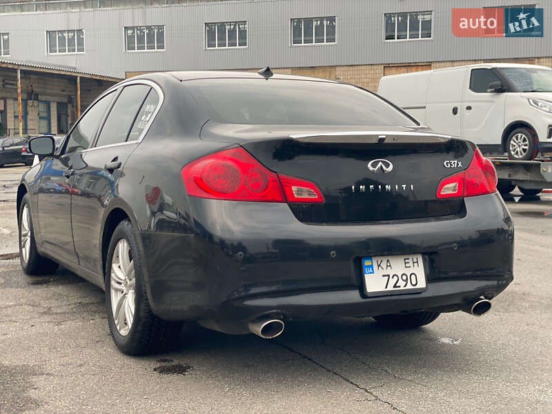 Седан Infiniti G37 2013 в Києві