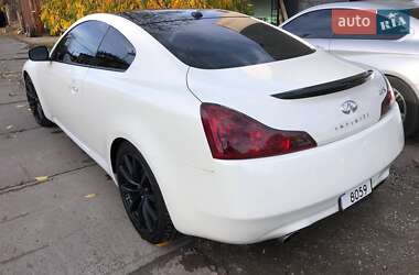 Купе Infiniti G37 2008 в Киеве
