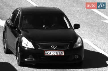 Седан Infiniti G37 2012 в Киеве