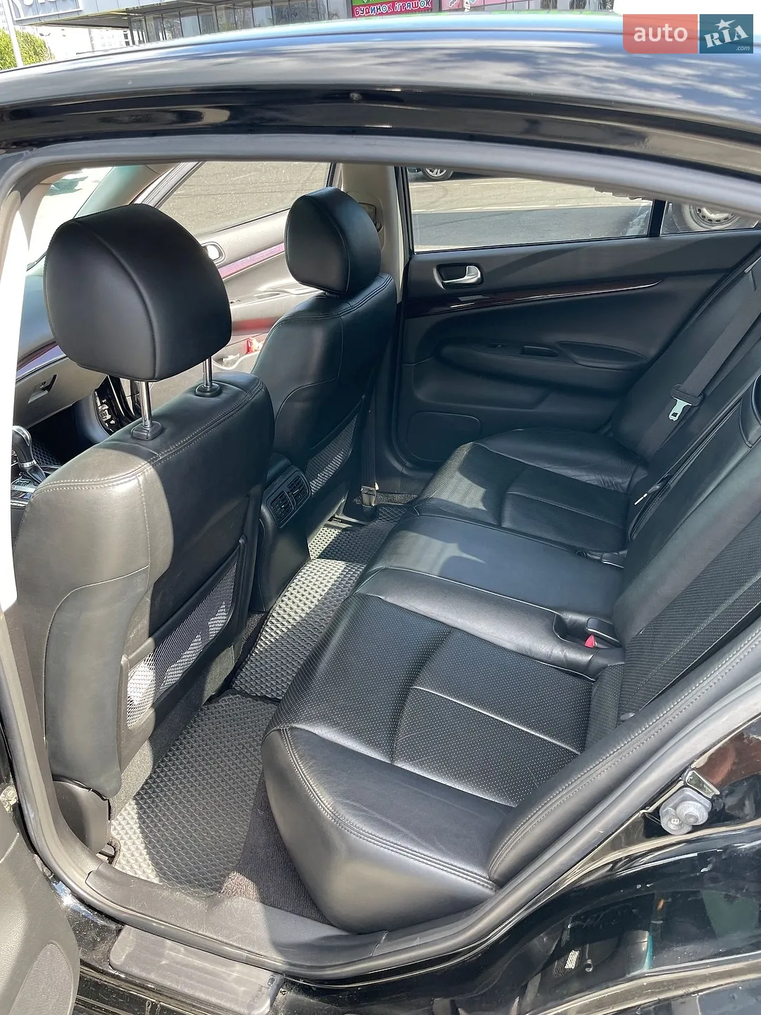 2010 Infiniti G - мініатюра 8
