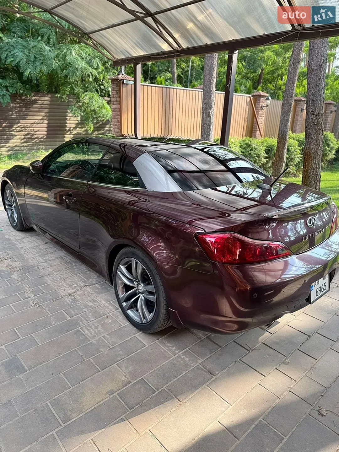 2010 Infiniti G - мініатюра 9