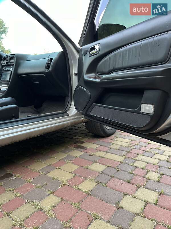 Седан Infiniti I30 1998 в Днепре