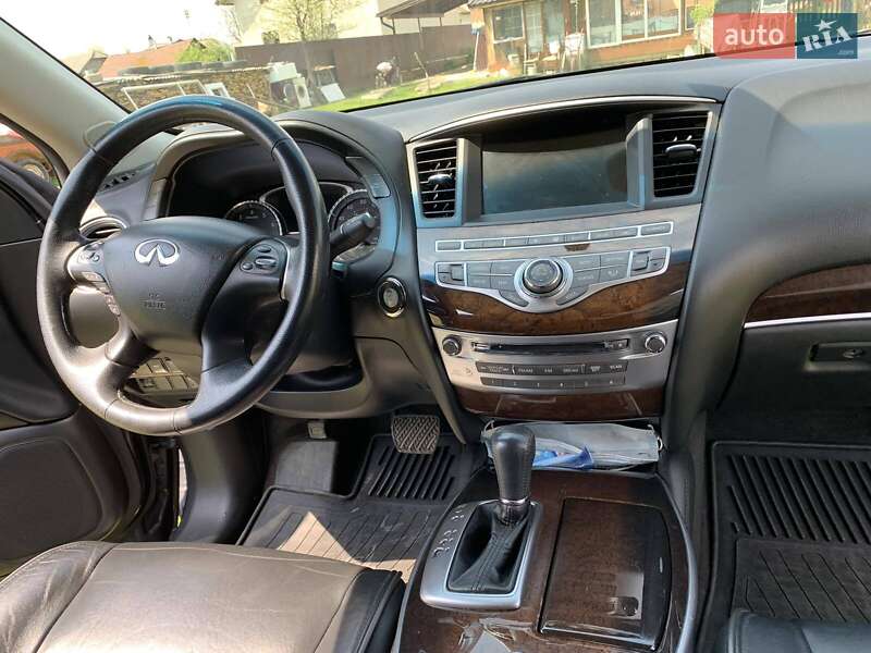 Позашляховик / Кросовер Infiniti JX35 2013 в Івано-Франківську