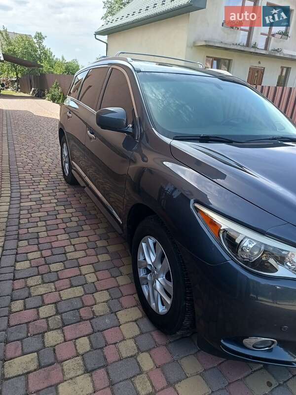 Позашляховик / Кросовер Infiniti JX35 2013 в Івано-Франківську