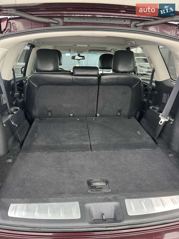 Позашляховик / Кросовер Infiniti JX35 2013 в Києві