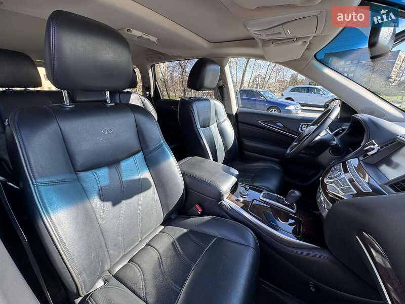Позашляховик / Кросовер Infiniti JX35 2013 в Києві