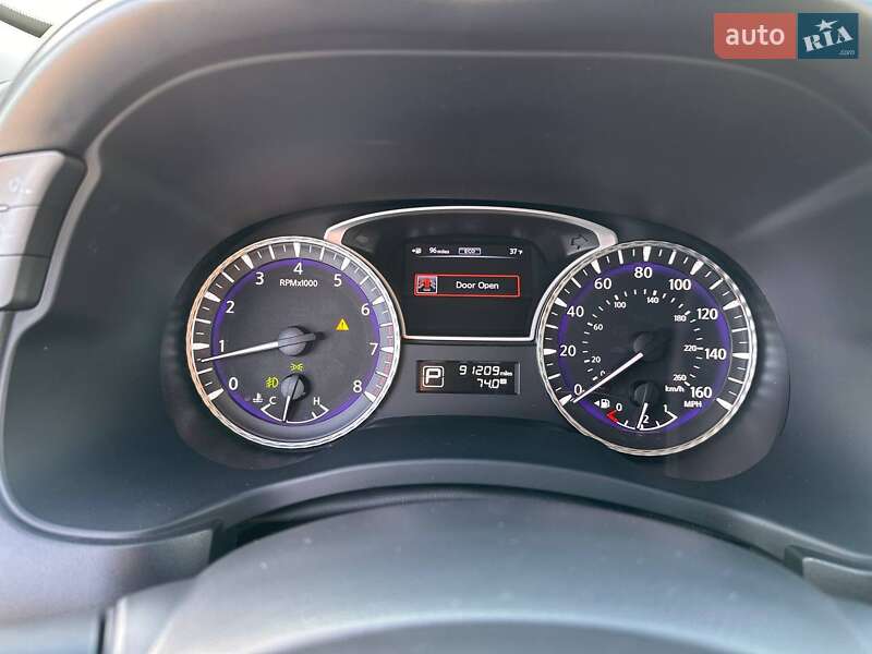 Внедорожник / Кроссовер Infiniti JX35 2012 в Одессе