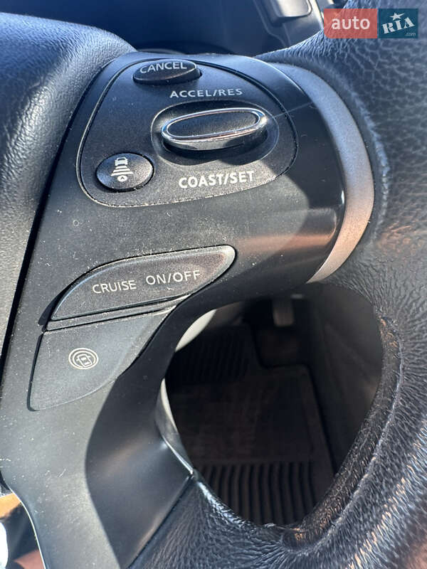 Позашляховик / Кросовер Infiniti JX35 2013 в Львові