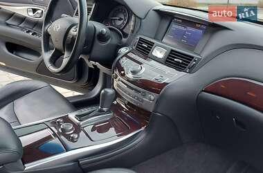 Седан Infiniti M25 2012 в Киеве