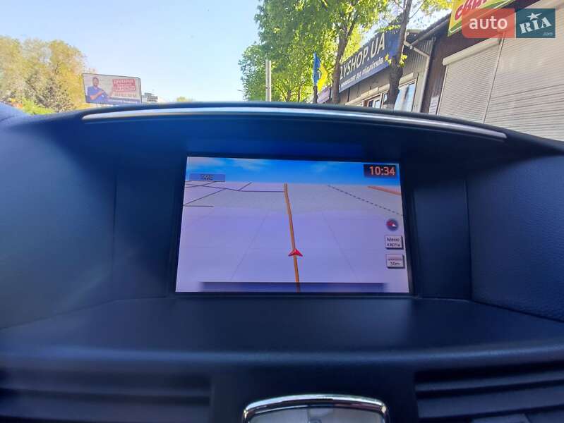 Седан Infiniti M25 2012 в Запоріжжі