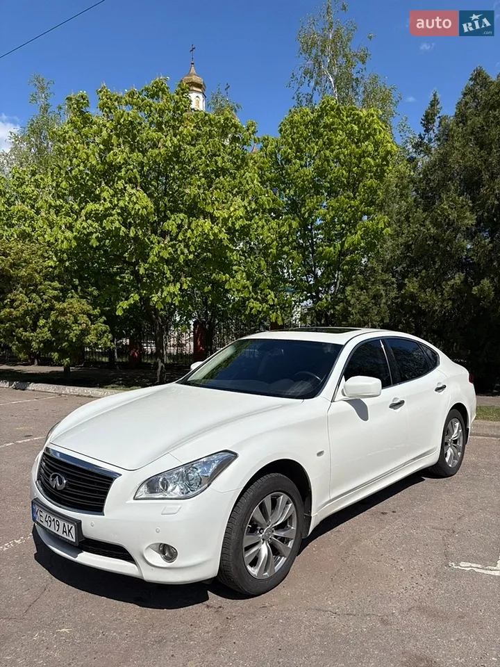 2011 Infiniti M - мініатюра 31